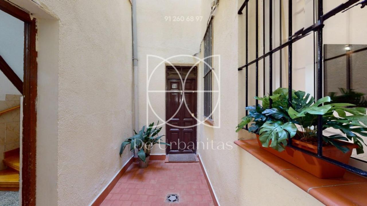 Velarde Apartment Мадрид Екстериор снимка
